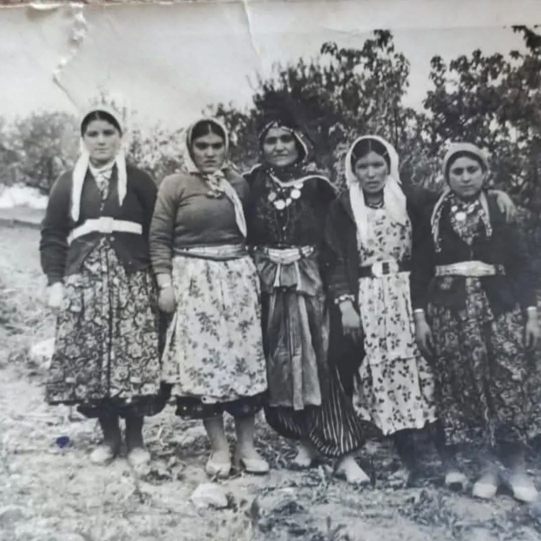 NİŞAN